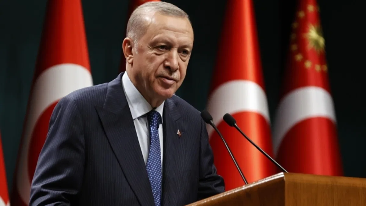 Cumhurbaşkanı Erdoğan: Yunanistan tarafından Lozan Barış Antlaşması'nda kayıtlı şartlar aşındırılmaktadır