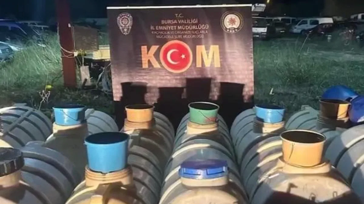 Bursa'da binlerce litre sahte alkole Çengel! 2 tutuklama