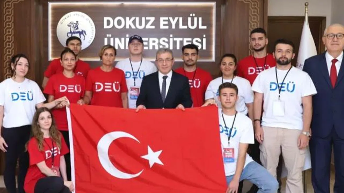 DEÜ öğrencilerinden Büyük Taarruz Vefası