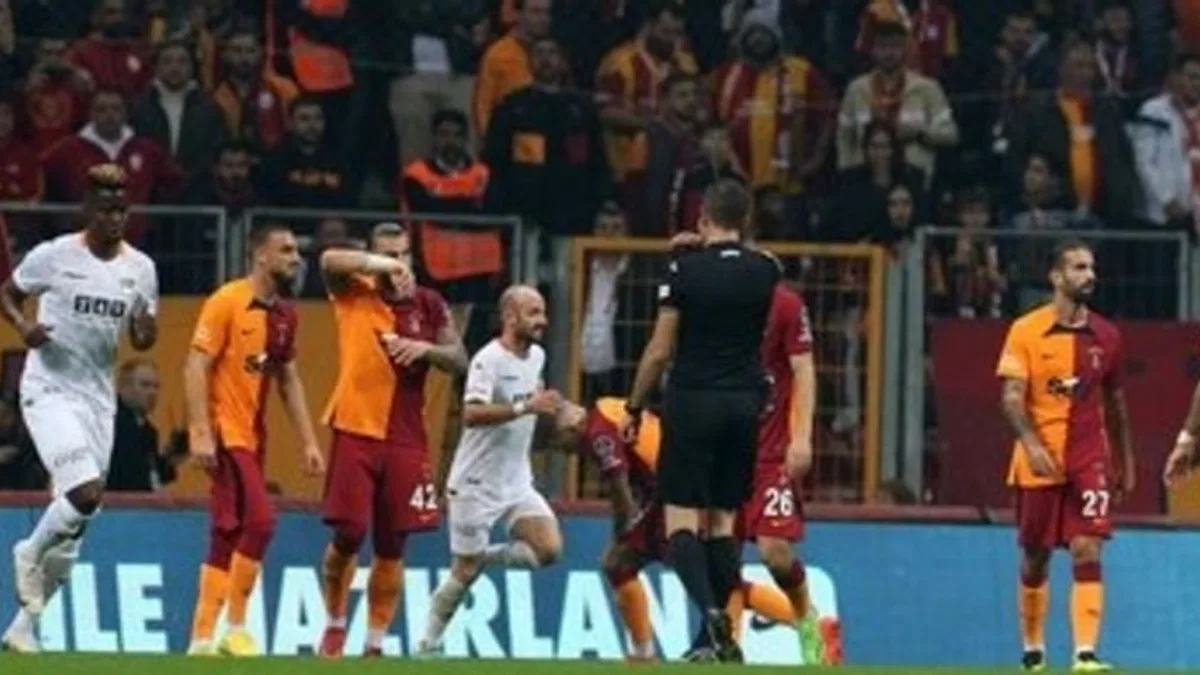 Alanyaspor ile Galatasaray depremzedeler için hazırlık maçına çıkacak