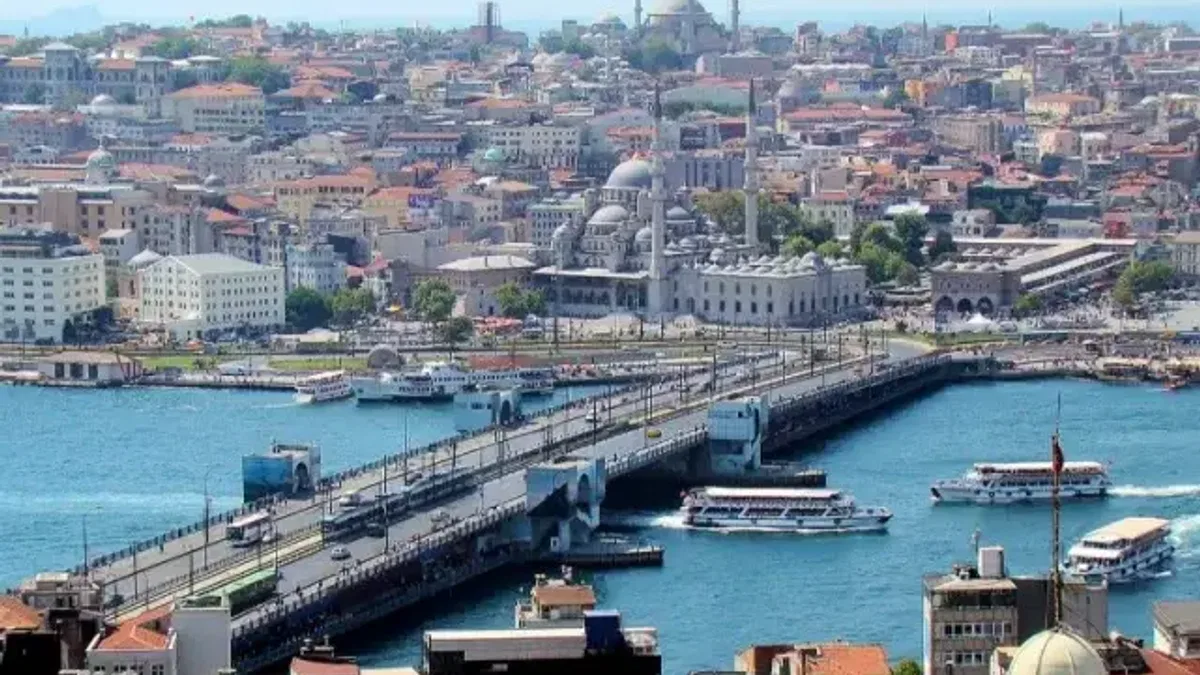 Galata Köprüsü'ne 29 yıl sonra ilk bakım