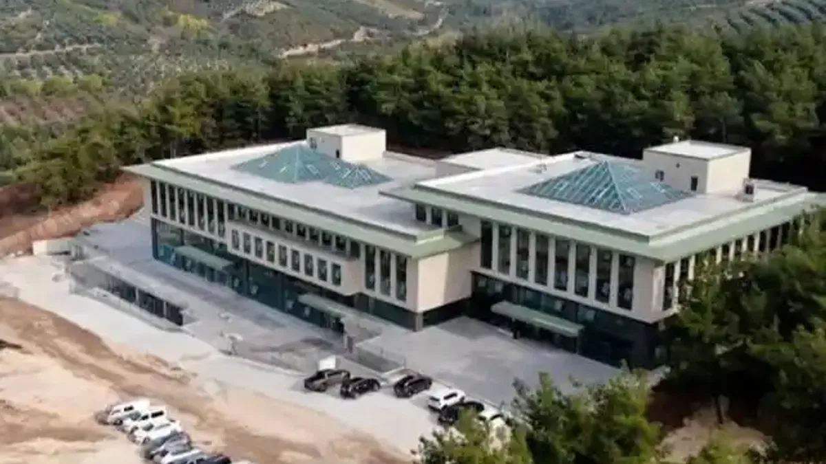 Mudanya Üniversitesi öğrencileri ulaşım sorununa çözüm bekliyor