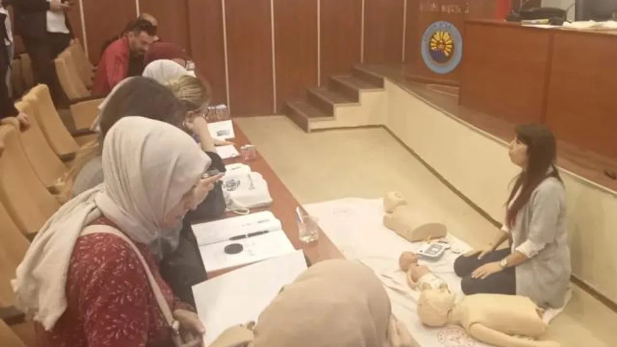 Kocaeli Gölcük'te personele ilk yardım eğitimi