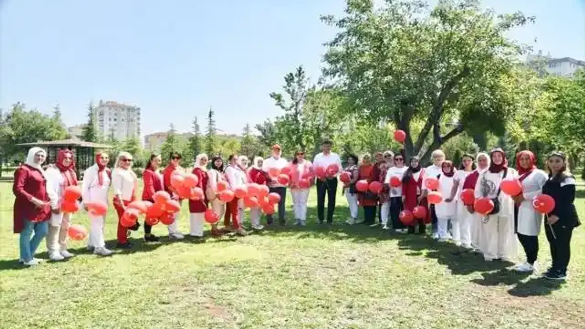 AK Parti Eskişehir İl Kadın Kolları 30 Ağustos Zafer Bayramı'nı kutladı