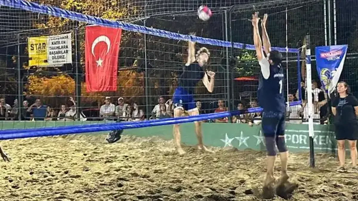 Gölcük plaj voleybolunu çok sevdi