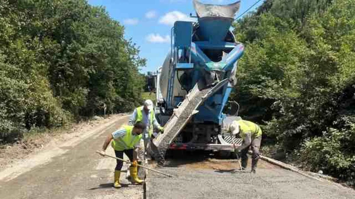 Kocaeli Gebze'de beton yol onarımı başladı