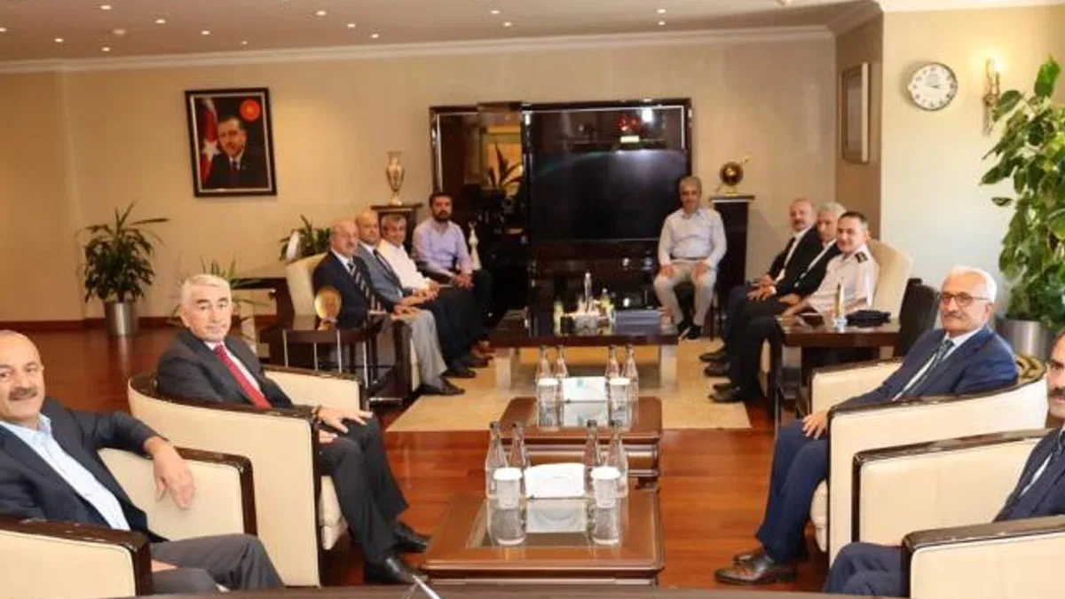 Kocaeli Valisi Aktaş’tan Başkan Büyükgöz’e ziyaret