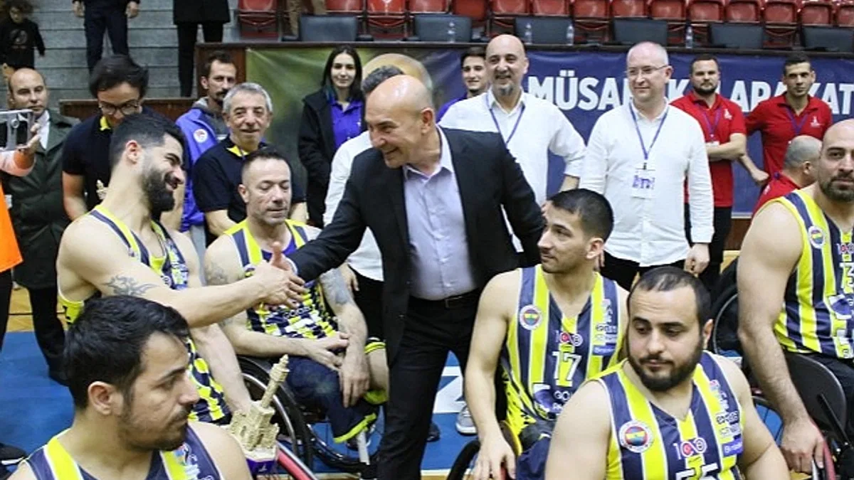 İzmir Büyükşehir Belediyesi dev organizasyonu ikinci sırada tamamladı