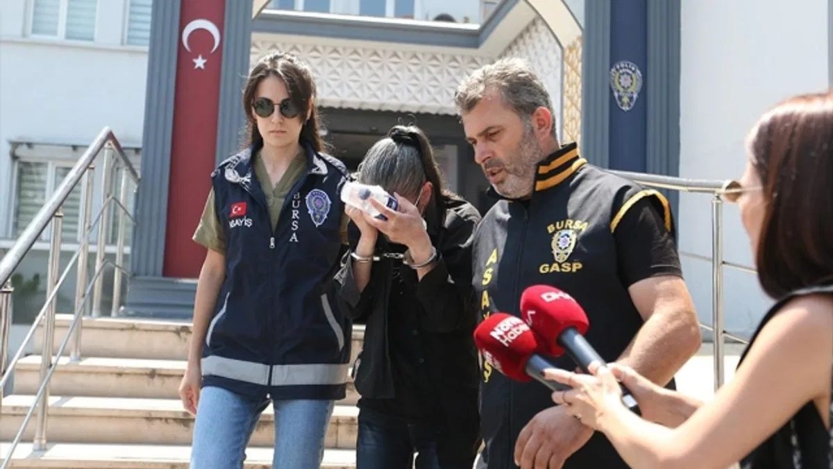 Bursa'da çöp evde bulunan çocuğun teyzesi adliyeye sevk edildi