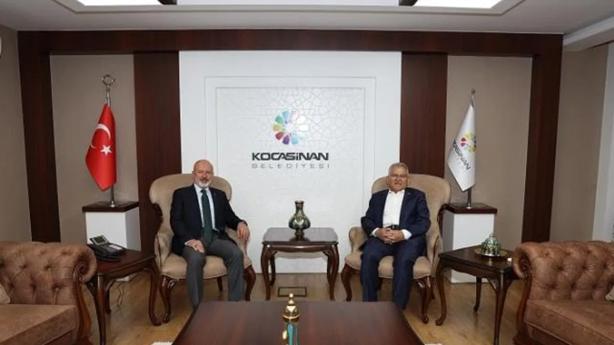 Memduh Büyükkılıç'tan Kayseri Kocasinan'a ziyaret