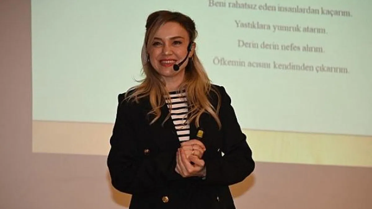 Manisa Büyükşehir, personeline 'Öfke Kontrolü Eğitimi' Düzenledi