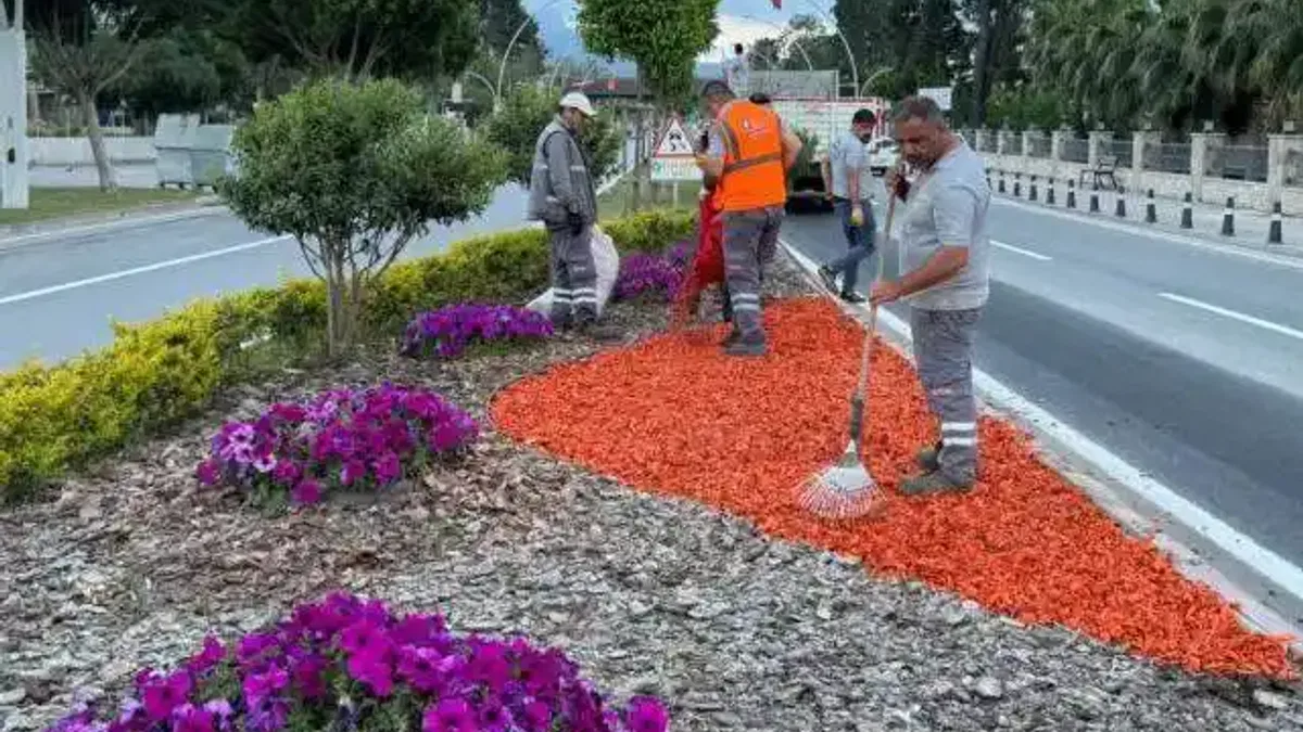Antalya Büyükşehir’den Kemer’e çevre dostu dokunuş