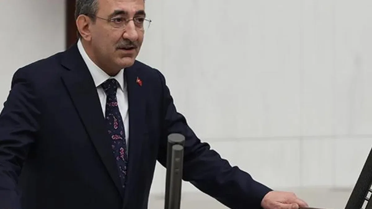 Cumhurbaşkanı Yardımcısı Cevdet Yılmaz'dan istikrar ve refah vurgusu