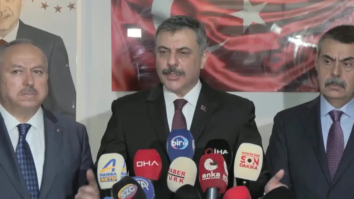 Bakan Çiftçi: 3 öğrenci yoğun bakımda