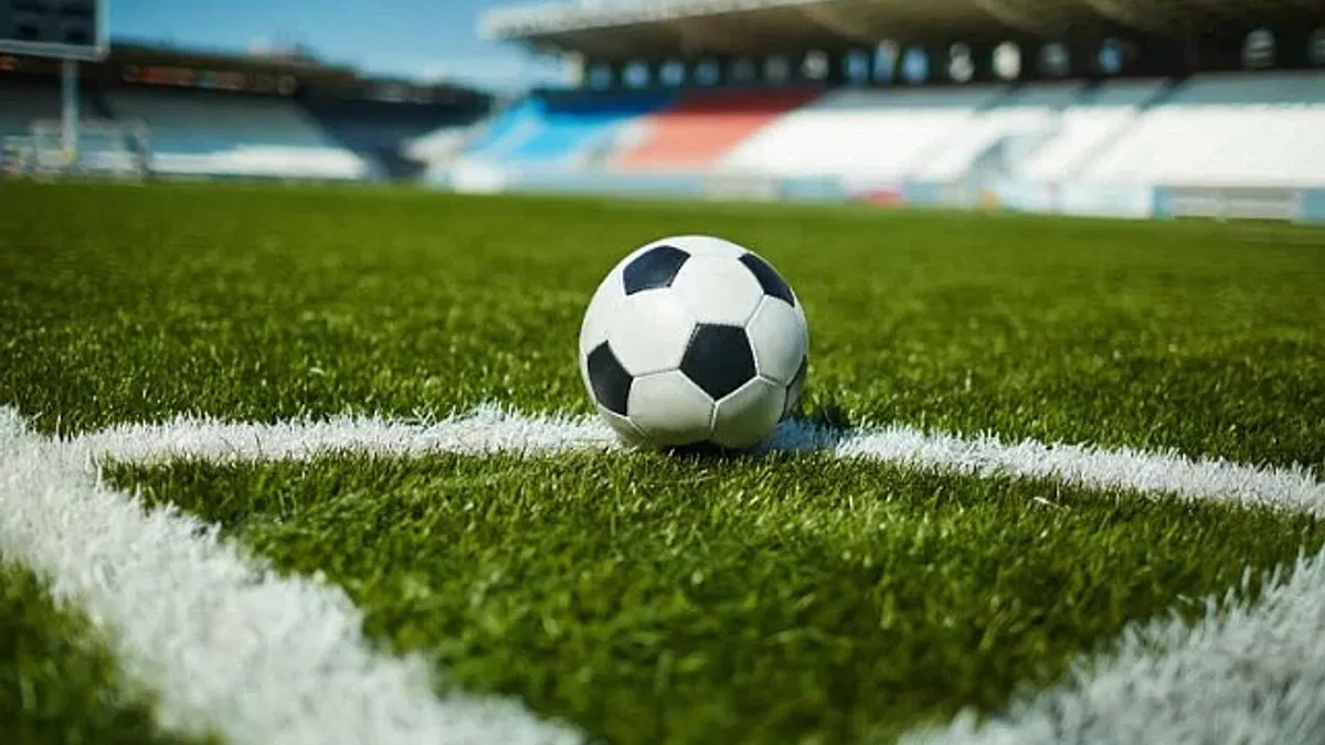 Futbol Covid'i atlattı