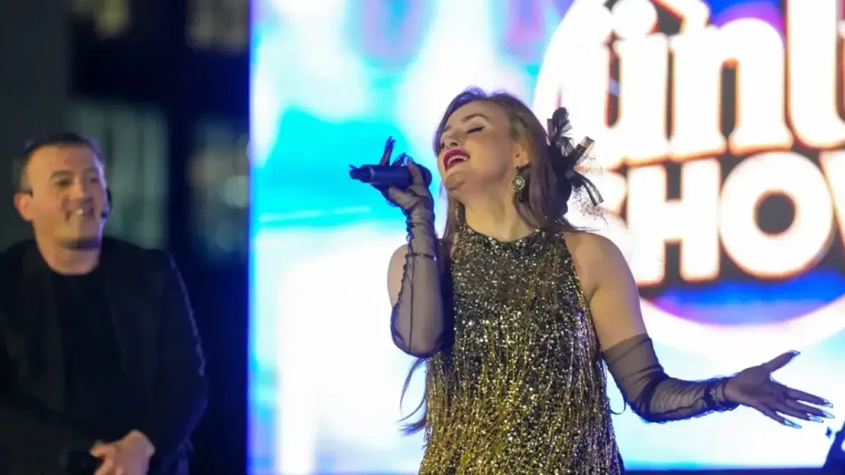 Trabzon’da ‘Ünlü Show’ ilçe turnesine çıkıyor