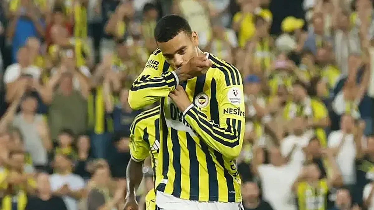 Fenerbahçe 4-2 Tümosan Konyaspor (Maç Sonucu) Fener evinde farklı kazandı!