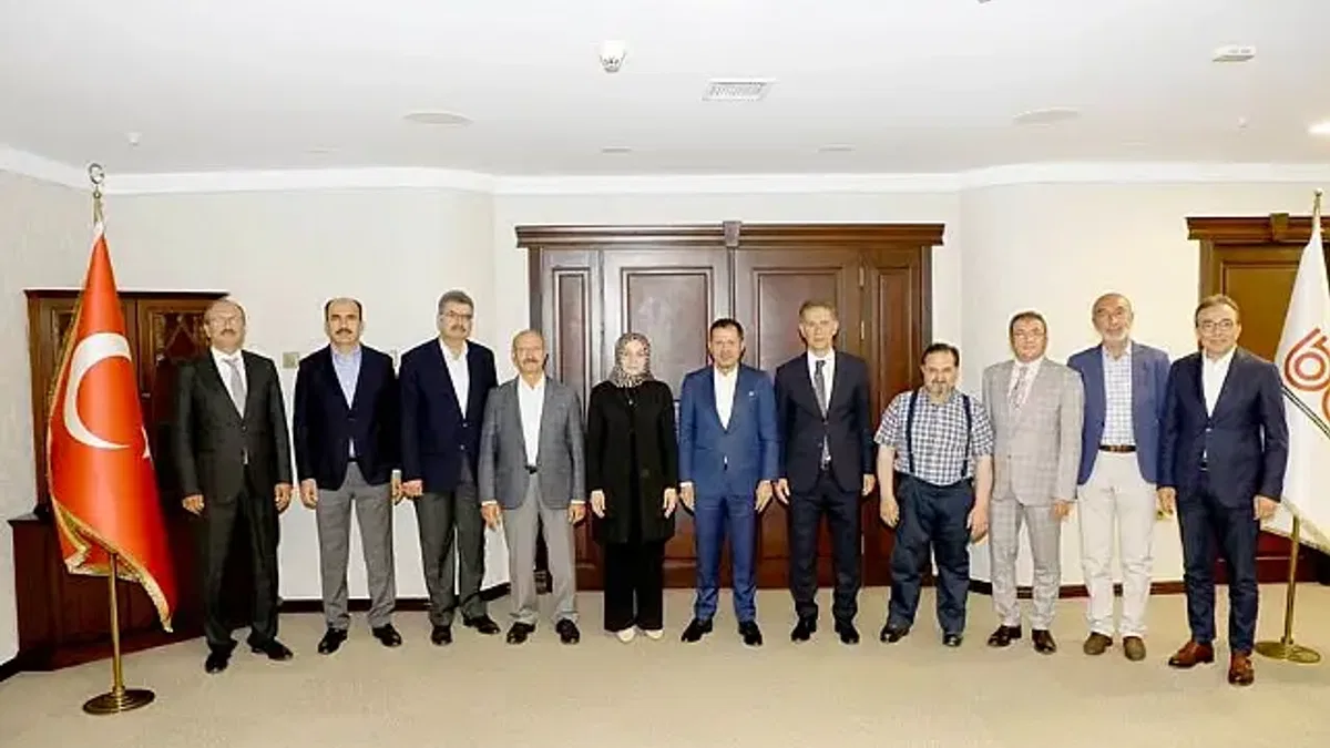 AK Parti Heyeti Bera Holding’i ziyaret etti