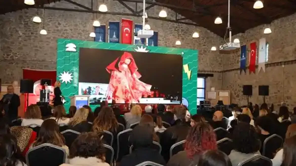 EİB Moda Tasarım Yarışması’nda 20. Yıl Coşkusu
