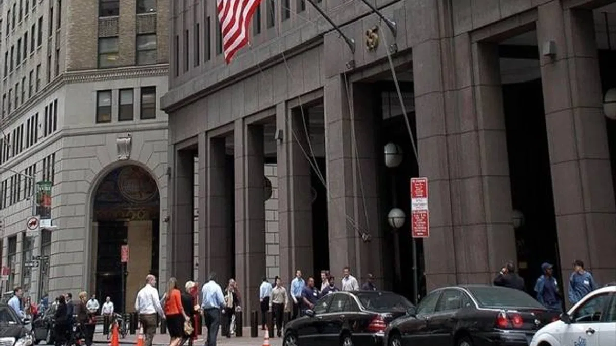 ABD'de 16 Wall Street firmasına 1,1 milyar dolarlık para cezası