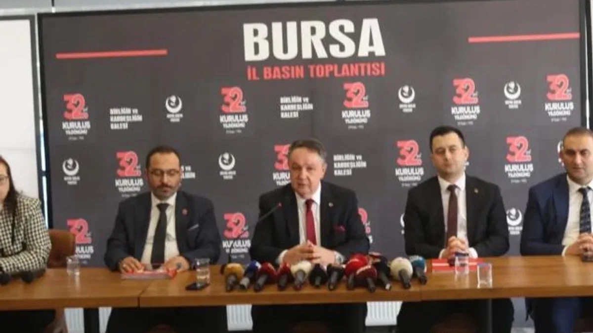 BBP 32'nci yılında Bursa'da gazetecilerle buluştu