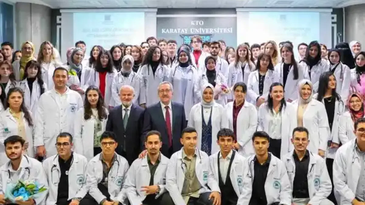 Geleceğin hekimleri Konya'da beyaz önlükleri giydi
