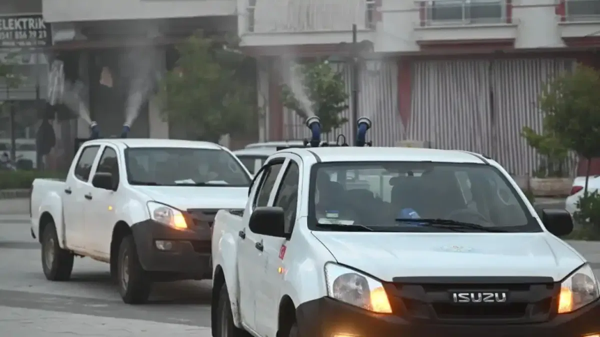 Manisa Sarıgöl'de ilaçlama çalışması