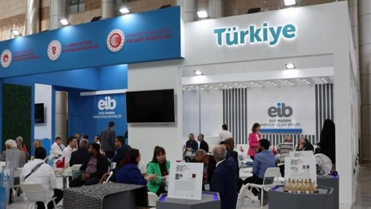 Dünya Türk doğal taşını almaya geldi