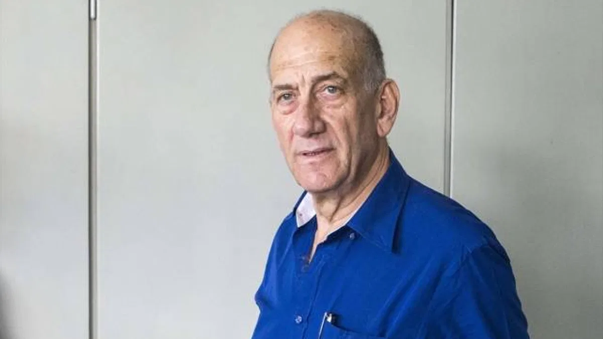 Eski İsrail Başbakanı Olmert, İsrail'in Suriye’nin nükleer reaktörüne saldırısının ayrıntılarını açıkladı