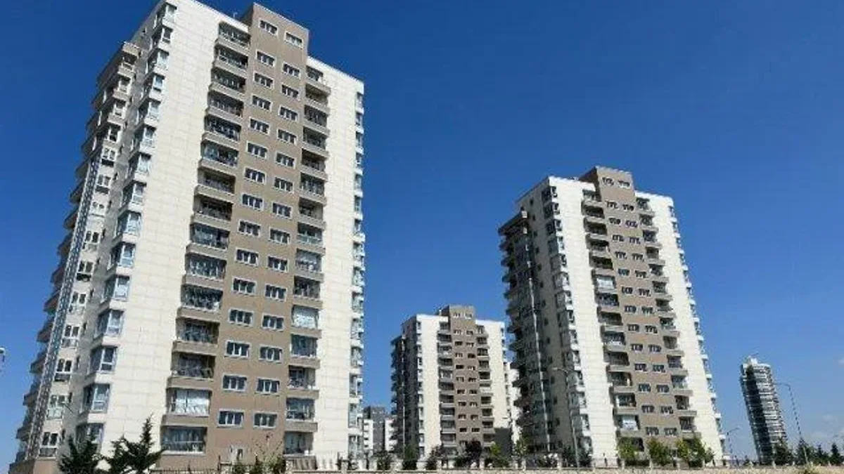 İdikat: Üniversiteler Açılırken, Kiralık Konut Fiyatları Yükseldi