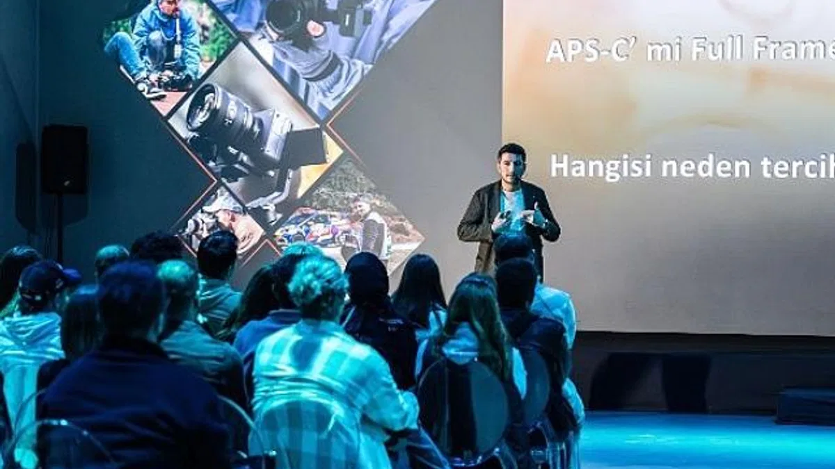 Sony, ZV Serisinin En Yeni Üyesi ZV-E10 II'yi Fotoğraf ve Video Tutkunlarıyla Buluşturdu