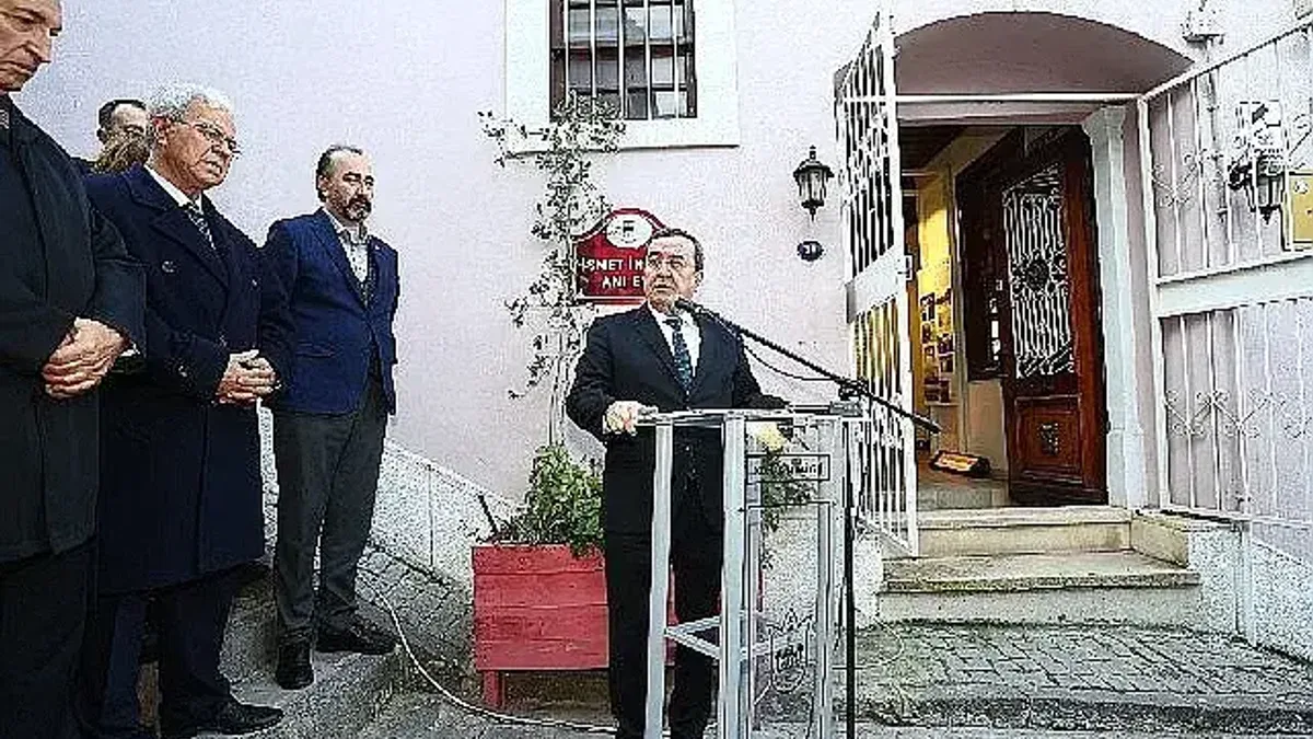 İsmet İnönü Konak'ta anıldı