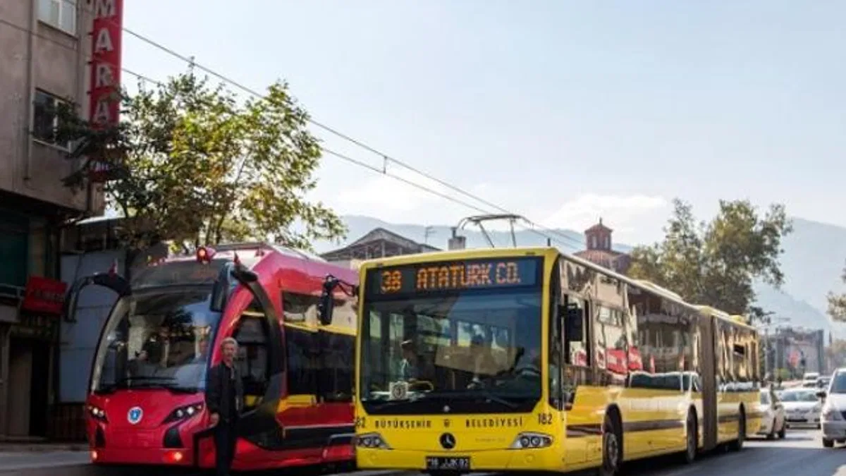Bursa'da kadınlara ulaşım ücretsiz