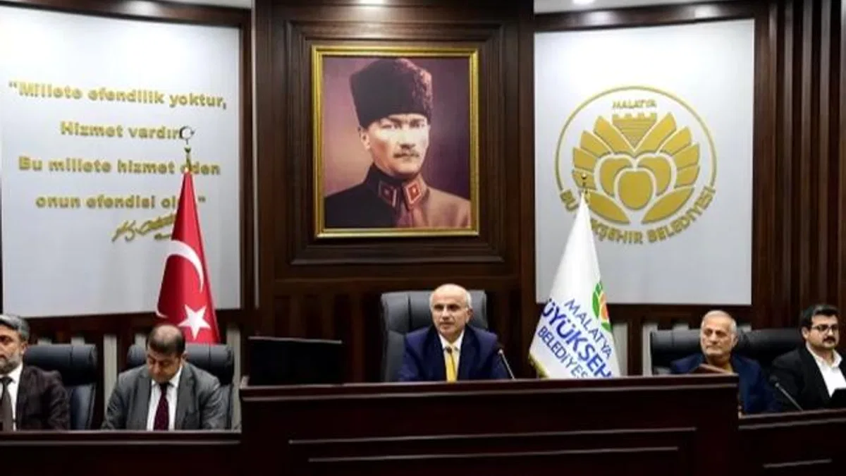 Malatya Büyükşehir Belediyesi'nde karla mücadele toplantısı