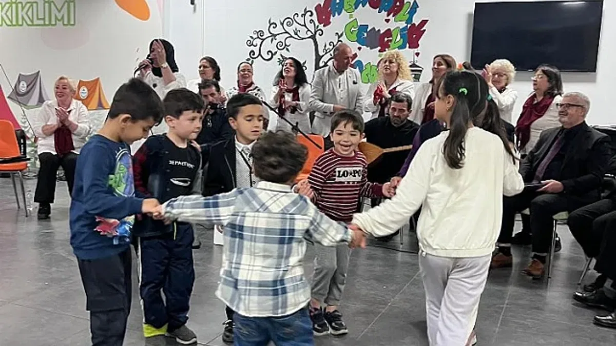 Kültür Akademisi Bursa'da yüreklere dokundu