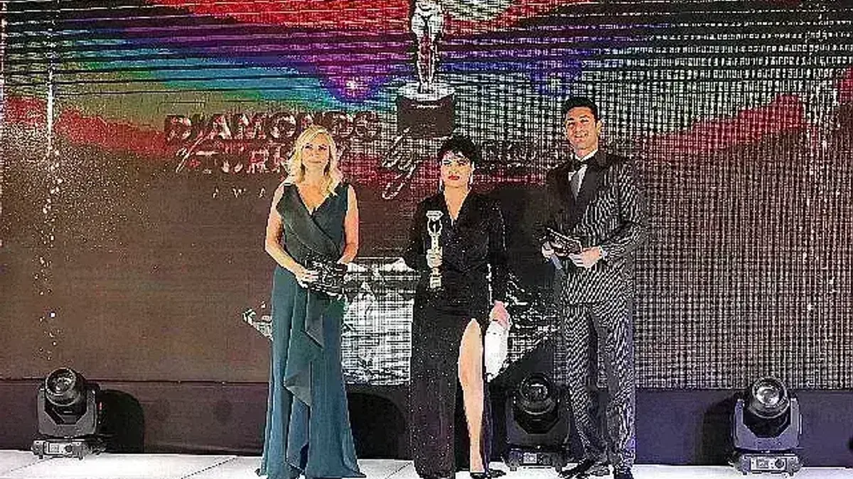 Yılın En İyi Güzellik Akademisi ''Nihal Adağ Güzellik ve Meslek Kursu''