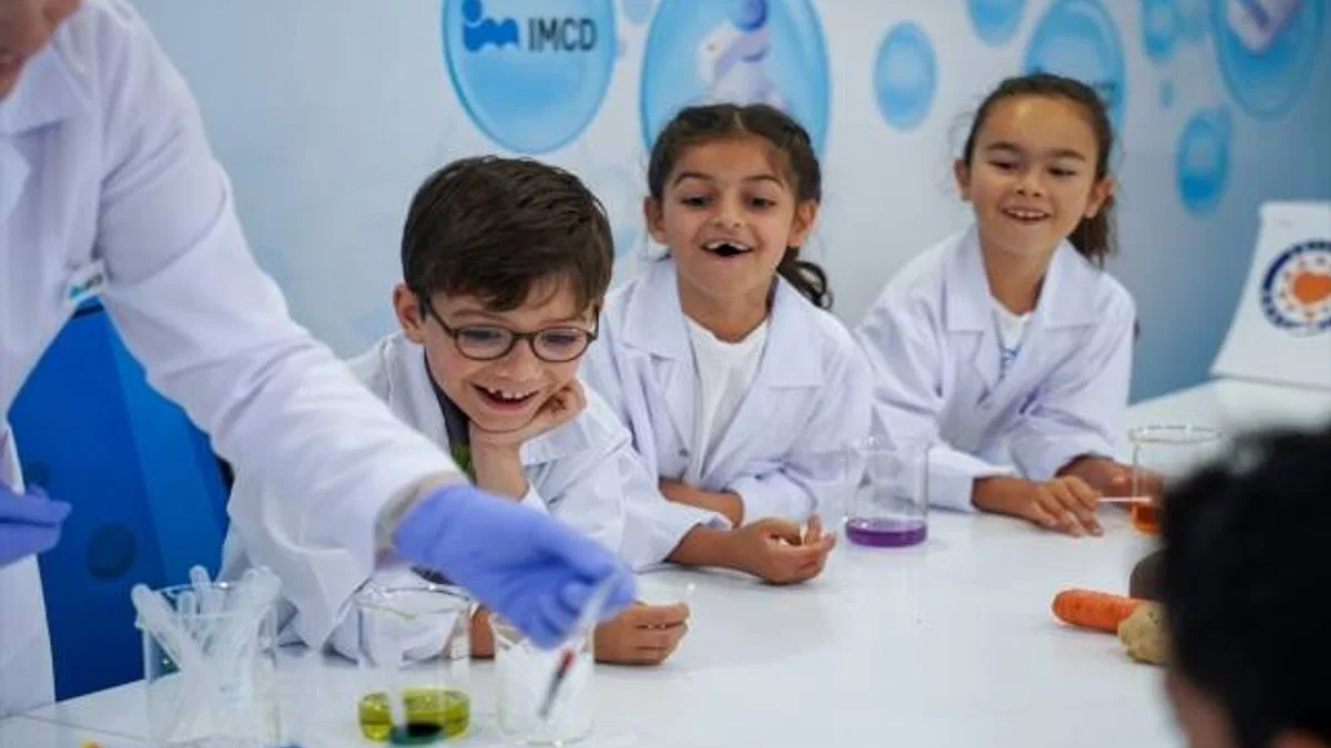 IMCD, TEGV ile birlikte Türkiye'ye bilim tohumu ekecek