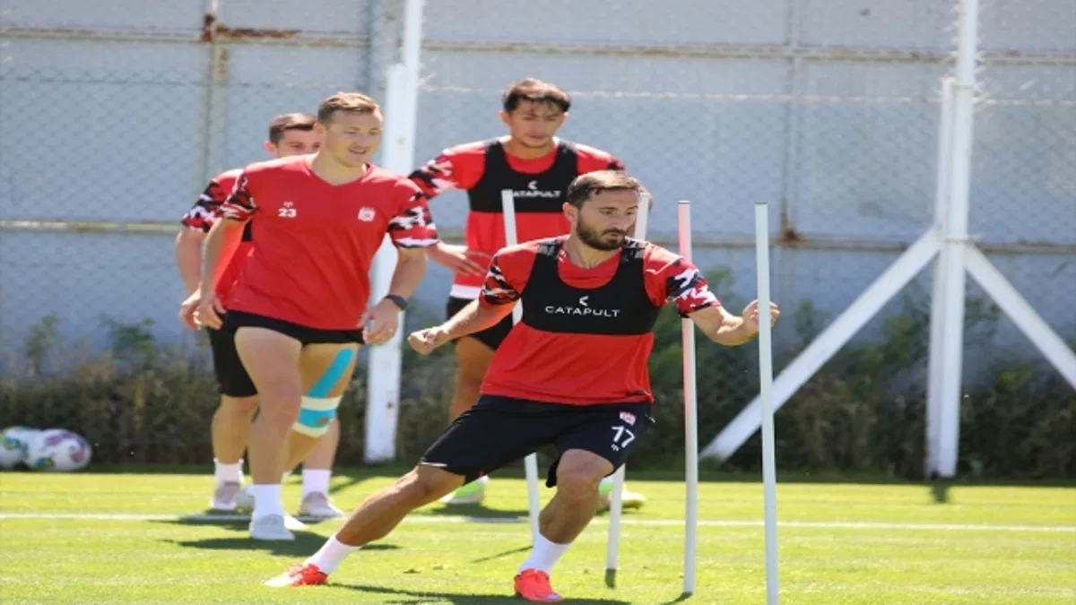 Sivasspor'da Turkcell Süper Kupa hazırlıkları sürüyor