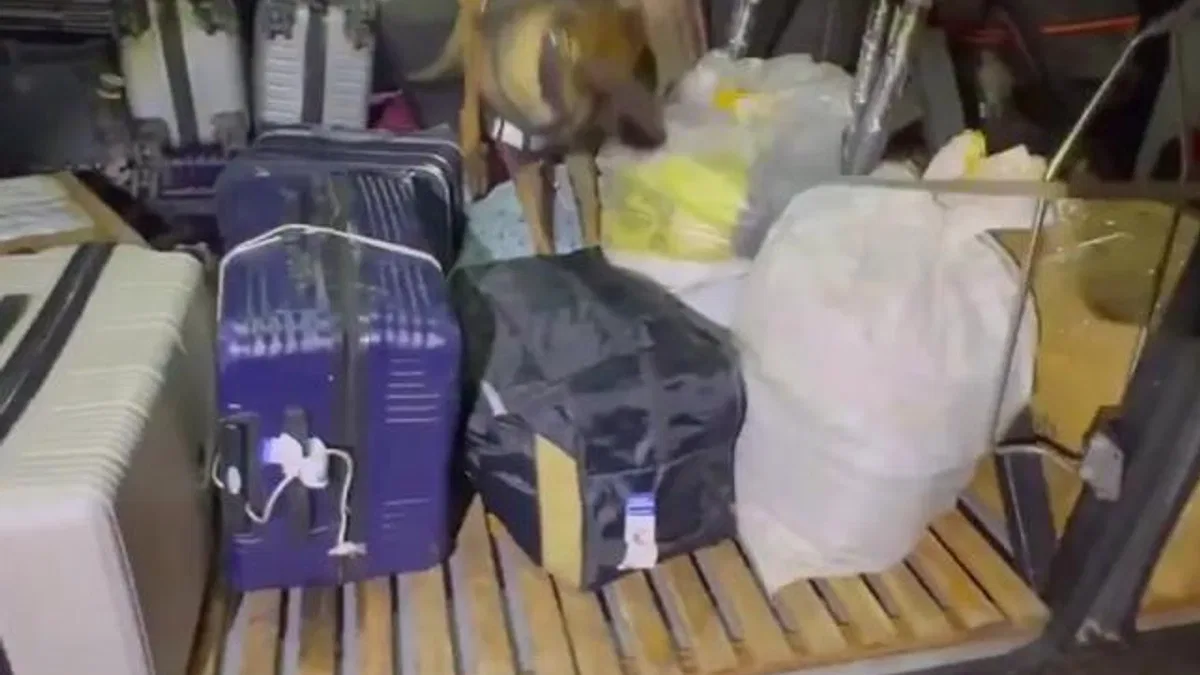 Malatya'da yolcu otobüsünde 11 kilogram metamfetamin yakalandı