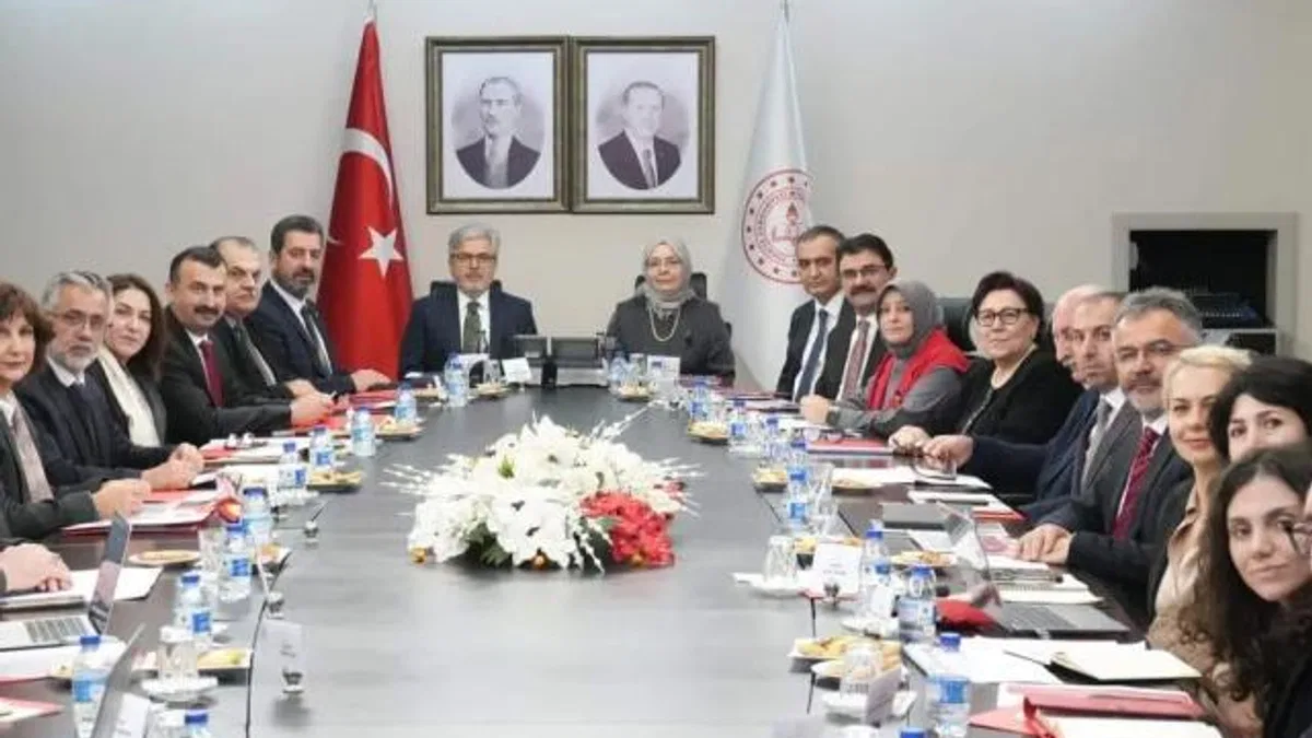 MEB'den 'Çocuk Edebiyatı Öğretmen Kongresi' hazırlığı