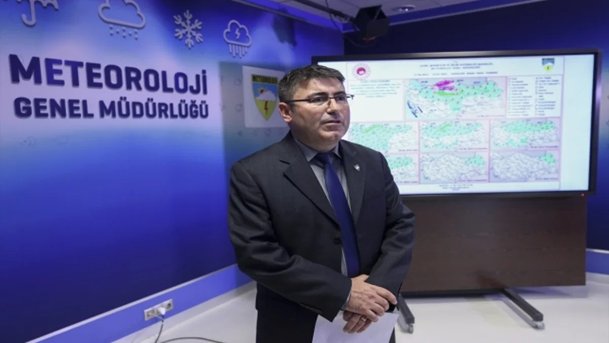 Meteorolojiden Batı Karadeniz için "kırmızı", Ankara için "sarı" alarm
