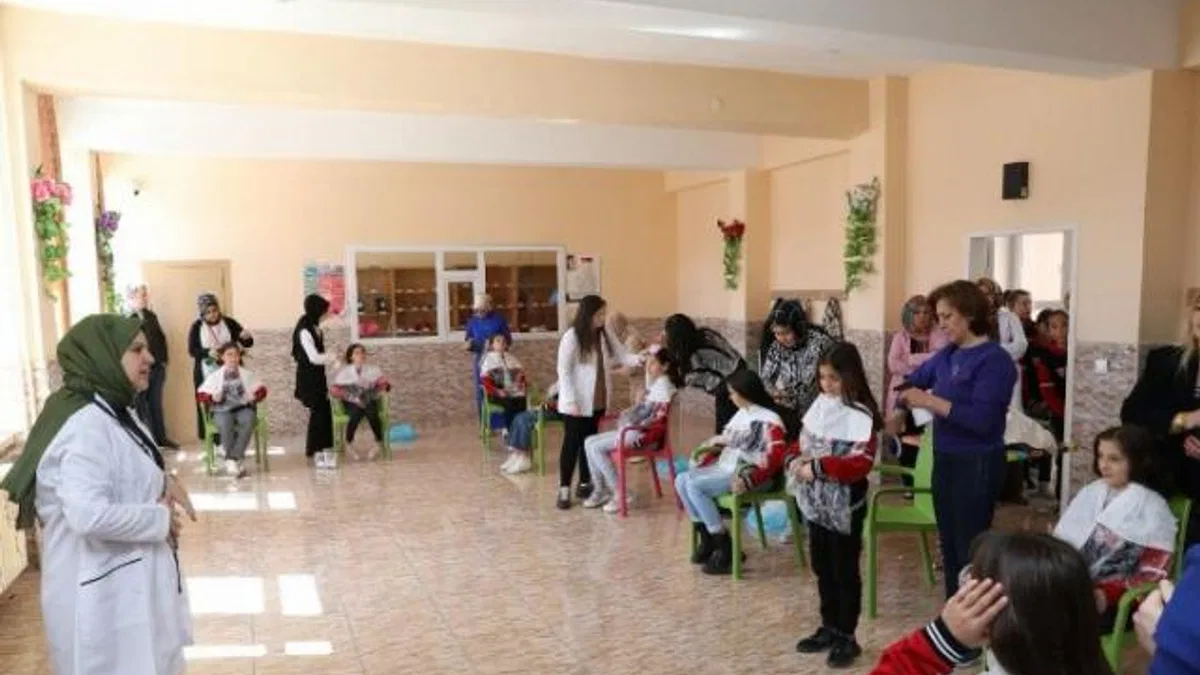 Ortaokul öğrencilerine hijyenin önemi anlatıldı