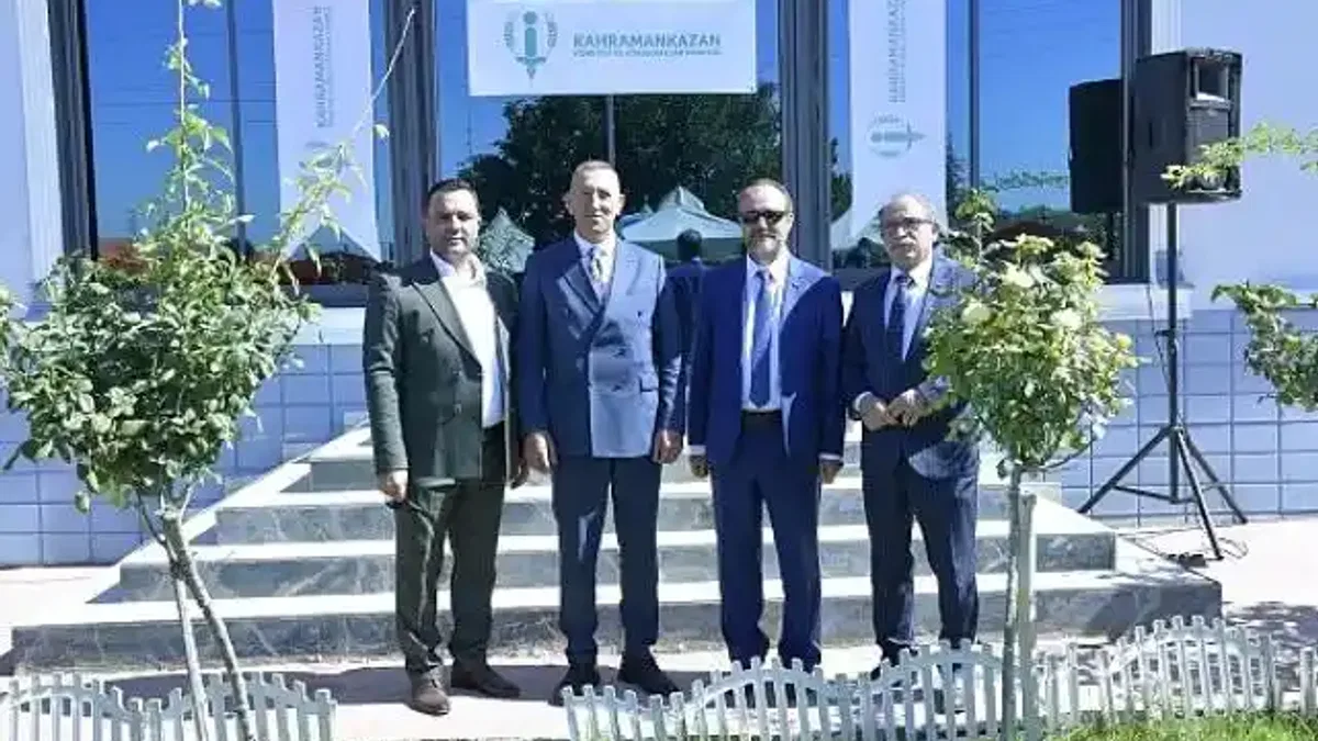 Kahramankazan'lı bürokratlar kahvaltıda buluştu.