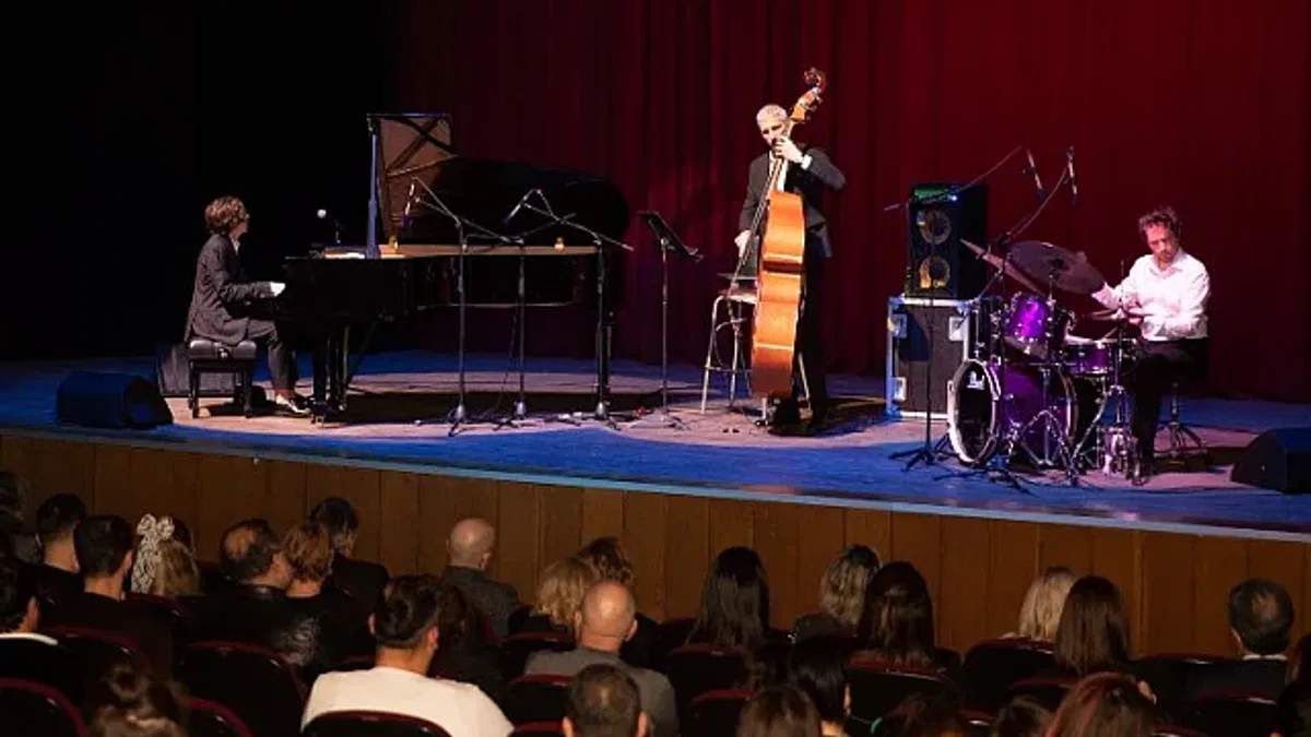 Akdeniz Opera ve Bale Kulübü'nden muhteşem konser