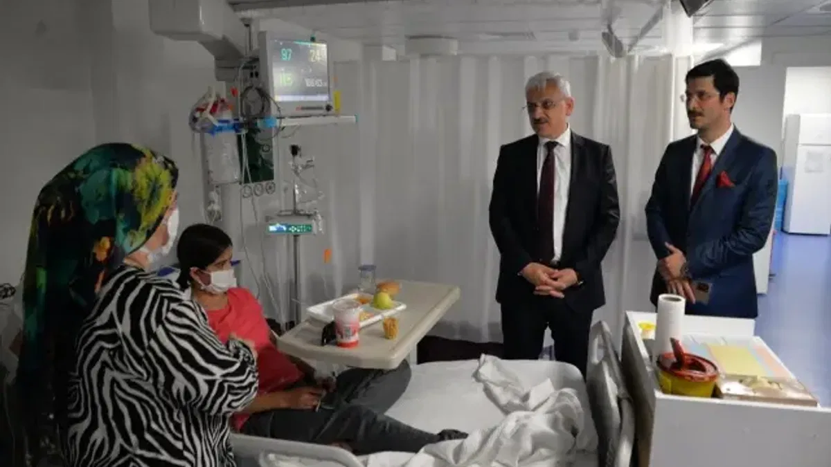 Bolu'da zehirlenme şüphesiyle hastaneye başvuran 36 kişinin tedavisi sürüyor