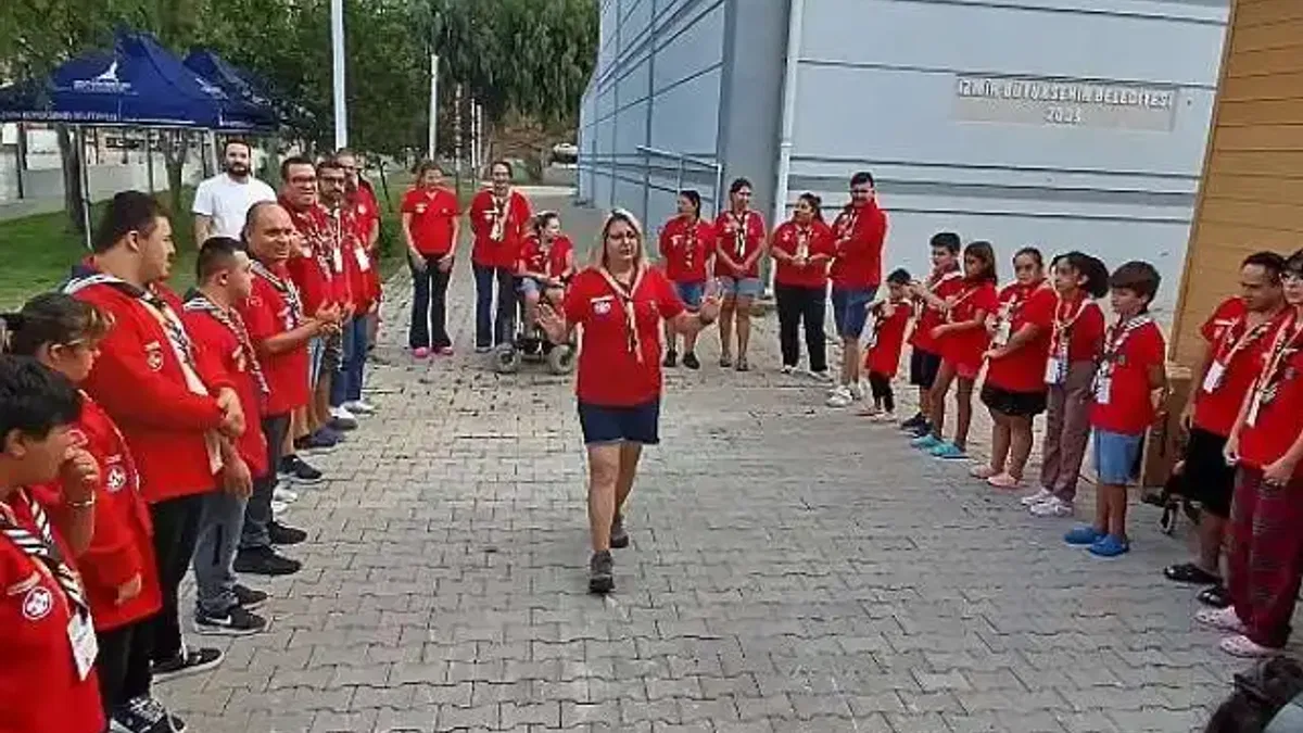 İzcilerin kamp mesaisi