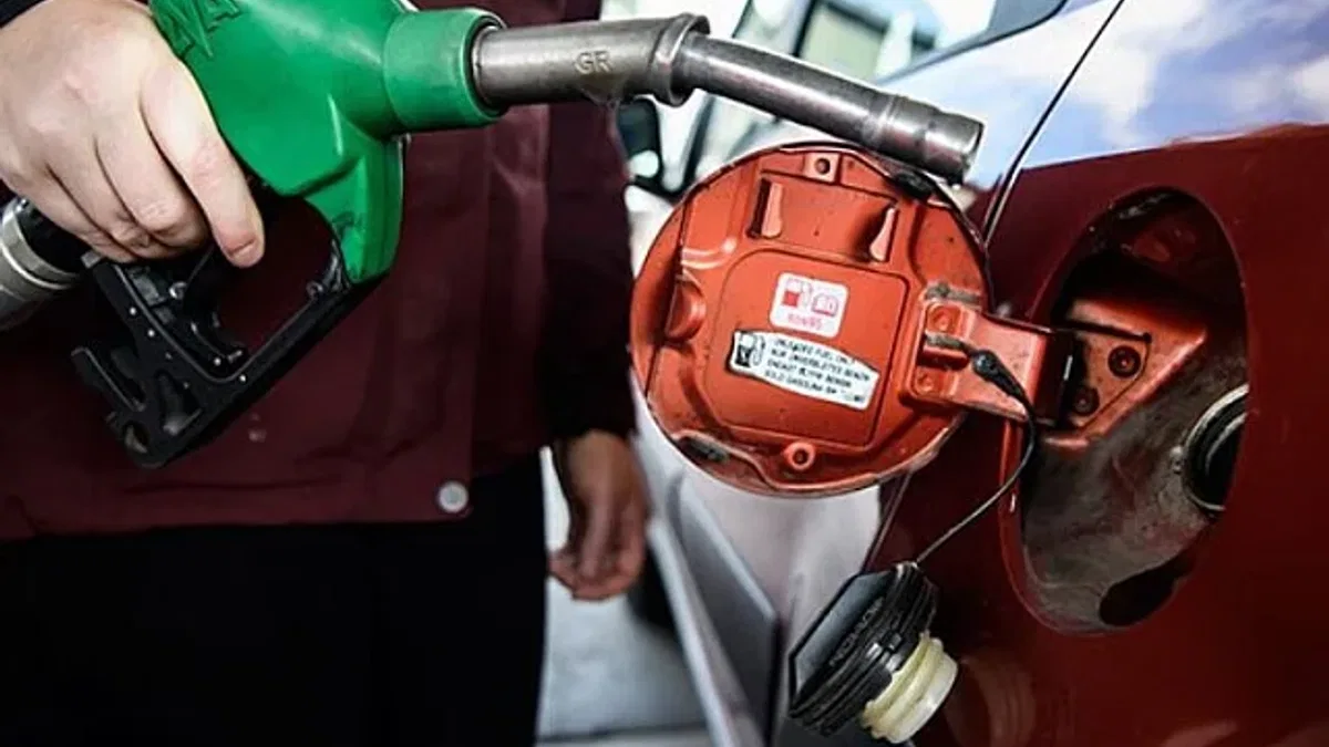 Benzine zam geliyor!