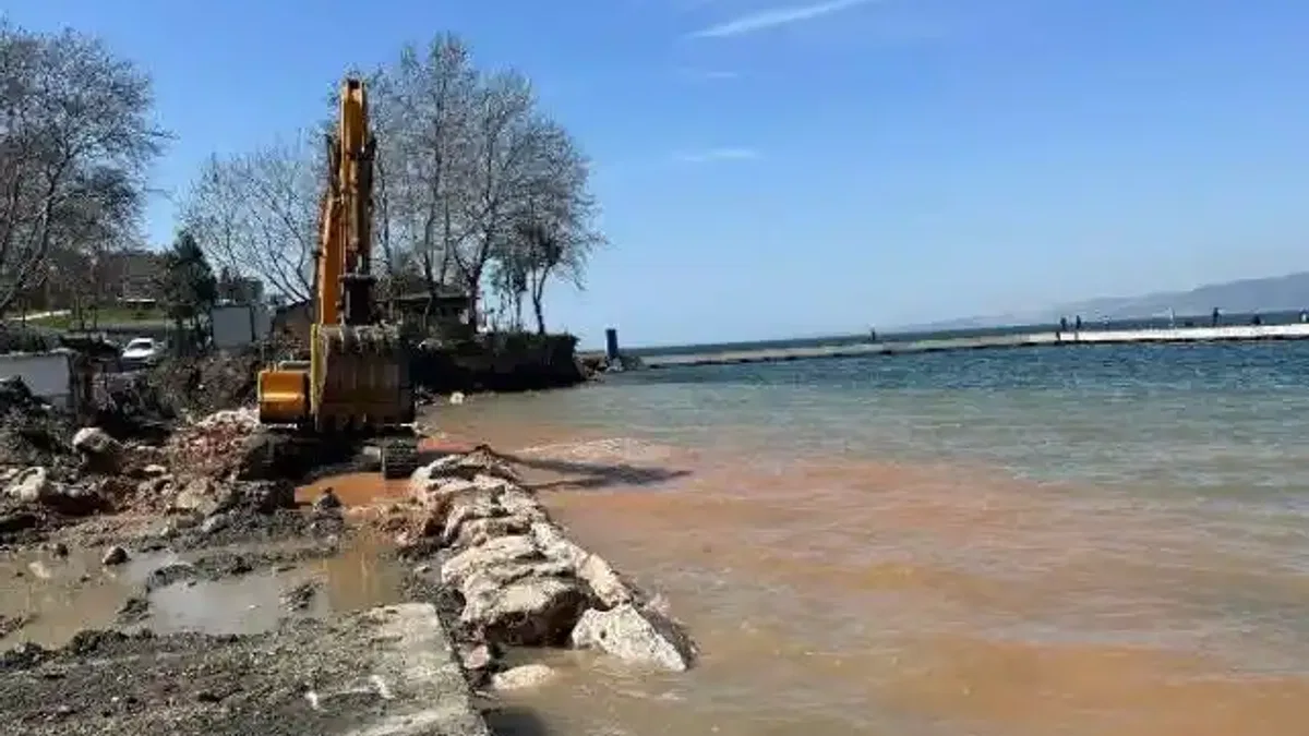 Değirmendere'de çekek yeri çalışmaları başladı