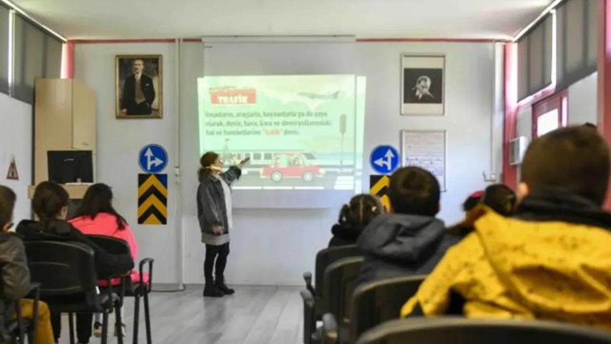 Başkentli miniklere trafik eğitimi