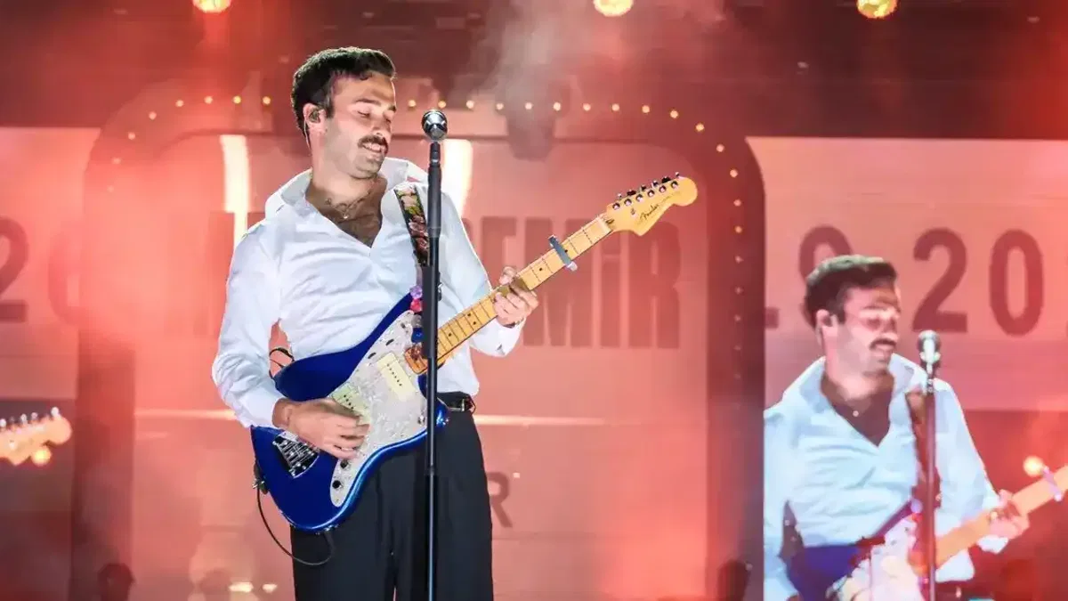 İEF geceleri müzik ve kahkaha dolu